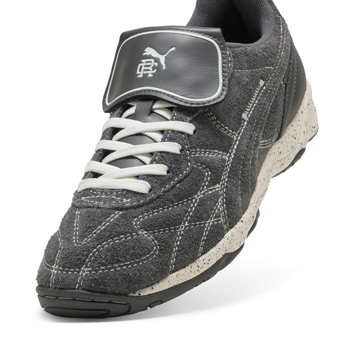 Reigning Champ King Indoor Spikeless Golf Shoes / Puma Golf Value