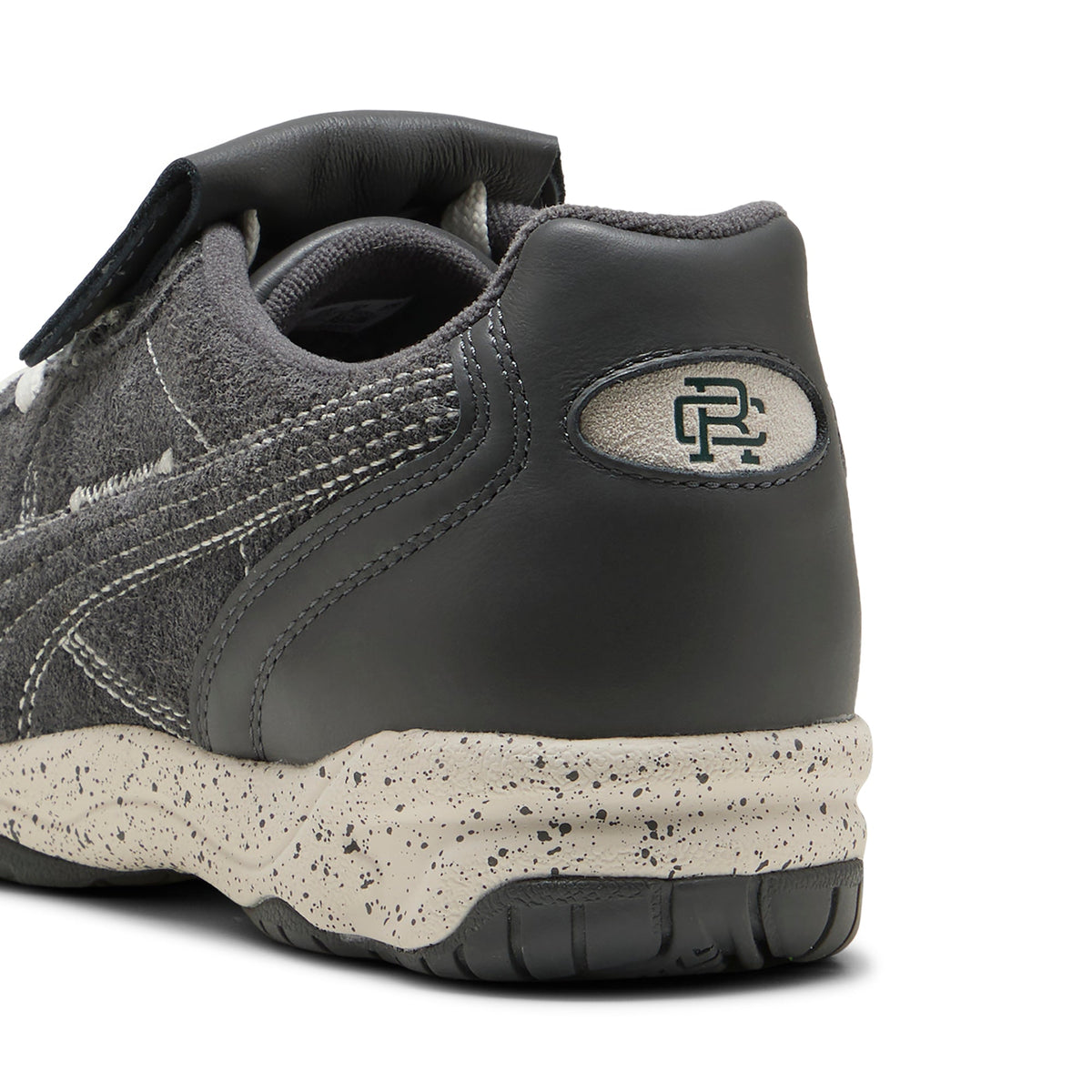 Reigning Champ King Indoor Spikeless Golf Shoes / Puma Golf Value