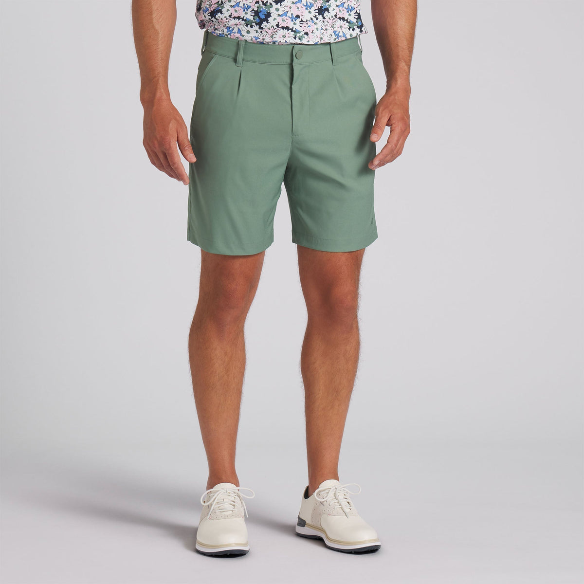 AP Pleated Golf Shorts / Puma Golf Recommended